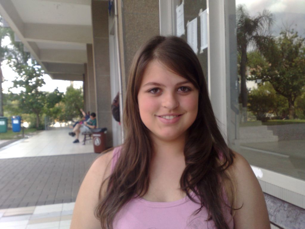 A candidata ao curso de Medicina Veterinária, Louise Caron Novaes, já garantiu uma vaga na Unicentro, mas quer passar na UFPR | Adriana Czelusniak/Gazeta do Povo