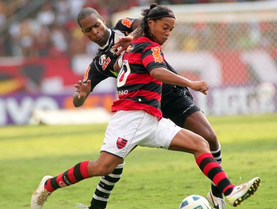Ronaldinho Gaúcho espera continuar no Flamengo para a Libertadores de 2012 | Maurício Val/VIPCOMM