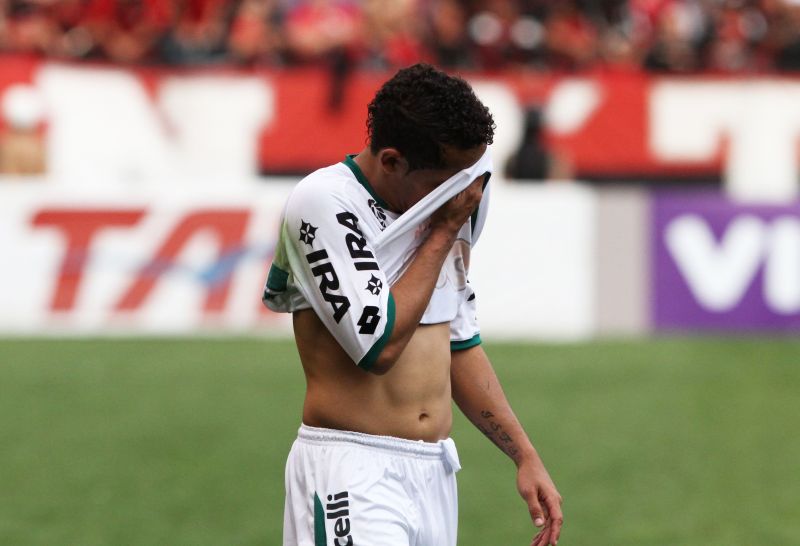 Rafinha admitiu que o time passou longe das expectativas na Arena: Não fizemos uma boa partida | Daniel Castellano/Gazeta do Povo