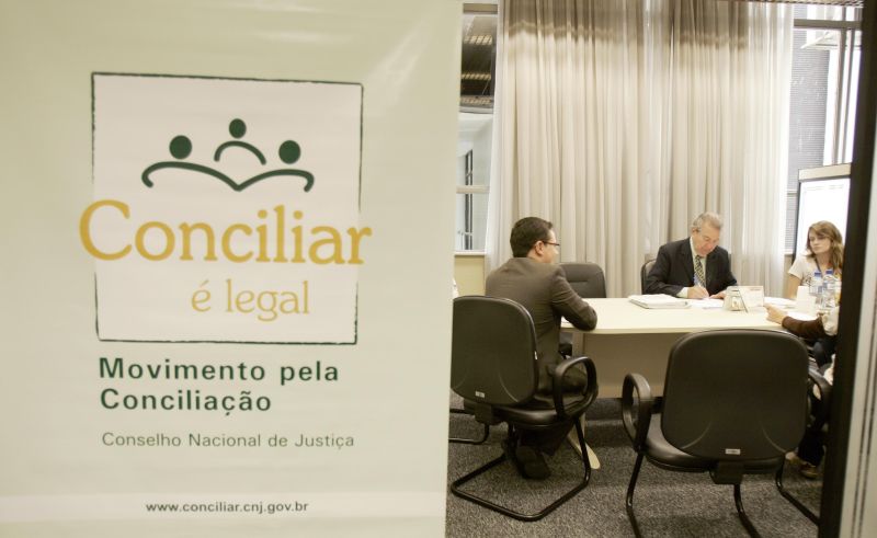 No Paraná, as justiças Estadual, Federal e do Trabalho aderiram à campanha, elogiada por acelerar o trâmite judiciário e evitar a proliferação de recursos | Henry Milléo/Gazeta do Povo