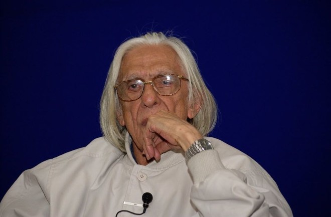 Ferreira Gullar passou 11 anos sem lançar poesias inéditas, até ganhar o Jabuti por Em Alguma Parte Alguma |