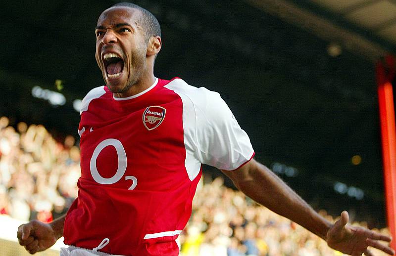 Ídolo histórico do Arsenal, com direito a estátua de bronze, Thierry Henry deve voltar à equipe londrina por 2 meses | Jim Watson / AFP