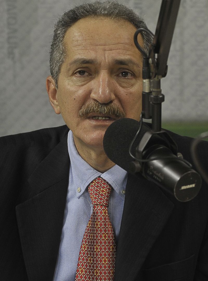 Rebelo: ministério tinha 30 dias para examinar contratos | Marcello Casal Jr./ ABr