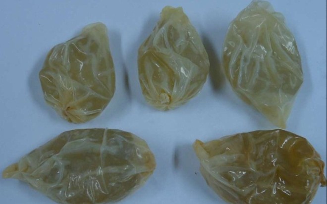 Algumas das cápsulas expelidas pelo paraguaio |