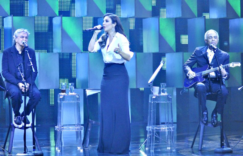 Ivete Sangalo ao lado de Caetano Veloso e Gilberto Gil: música e conversa entre amigos | TV Globo/ Estevam Avellar
