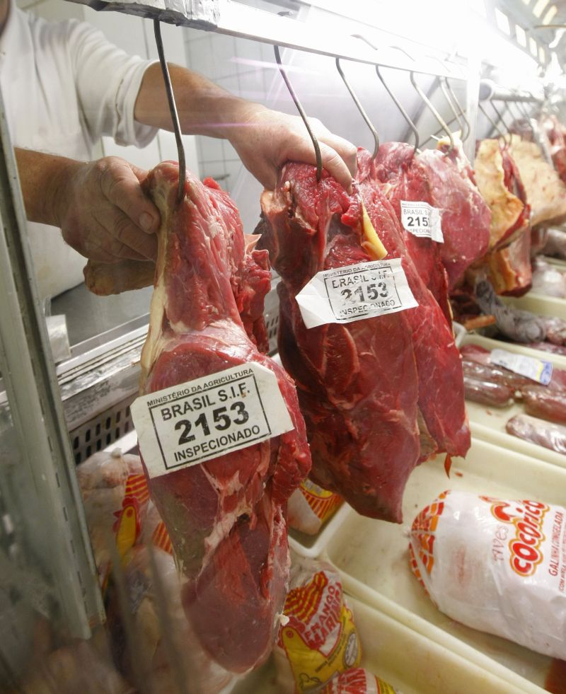 A alta de 2,63% no preço da carne inflacionou os preços de alimentos em novembro | Daniel Castellano/ Gazeta do Povo
