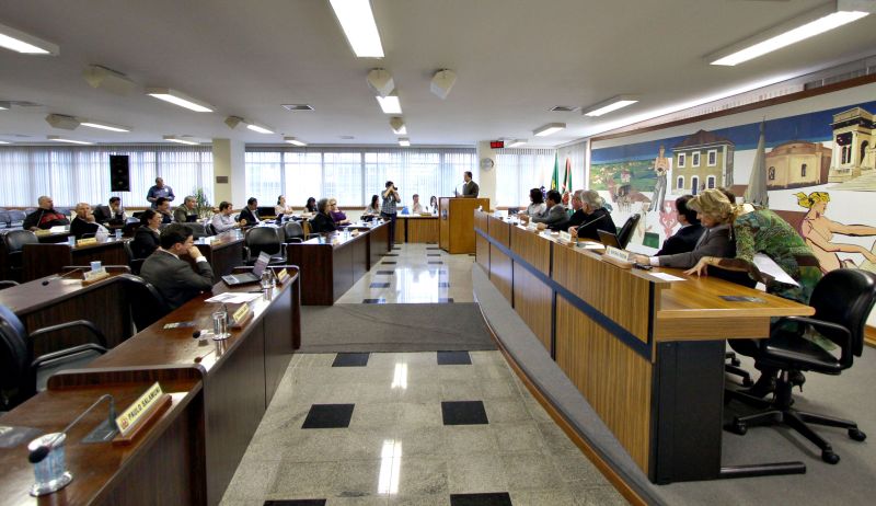 Plenário da Câmara: sessões só pela manhã. | Daniel Castellano/ Gazeta do Povo