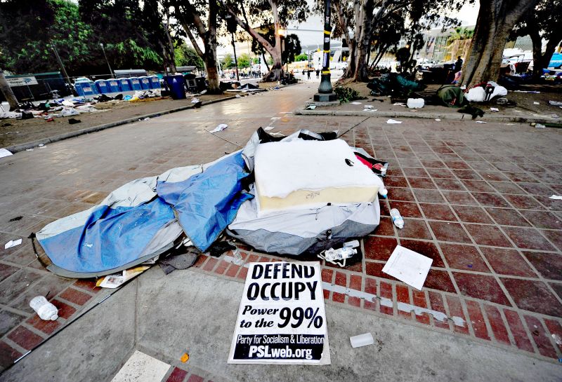 Acampamento de manifestantes em Los Angeles foi desocupado pela polícia após dois meses de protesto | Kevork Djansezian/Getty Images/AFP