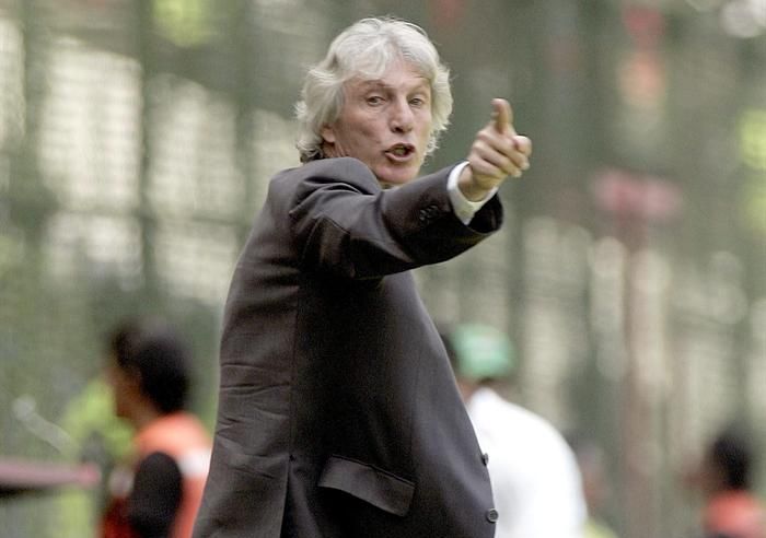 O técnico argentino José Pekerman terá a missão de classificar a Colômbia para a Copa do Mundo de 2014 no Brasil | Alex Cruz/EFE