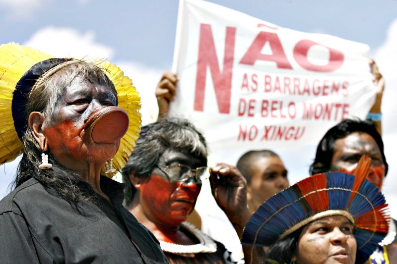 Construção da hidrelétrica de Belo Monte, no Pará, vai alagar terras índigenas, contrariando a determinação de plano nacional de que as obras de infraestrutura respeitem as tribos | Ueslei Marcelino/Reuters