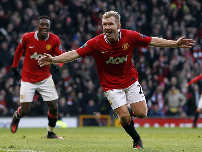 Paul Scholes comemora o primeiro gol do Manchester, que teve até pênalti perdido | Darren Staples/Reuters