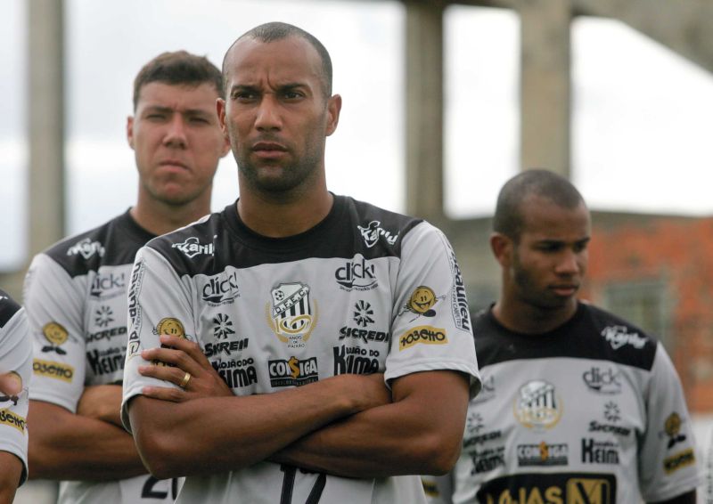 Renato, 27 anos, com contrato de seis meses com o Operário, tenta usar a expêriencia para se destacar no Estadual e conseguir outros contratos na temporada | Josué Teixeira/Gazeta do Povo