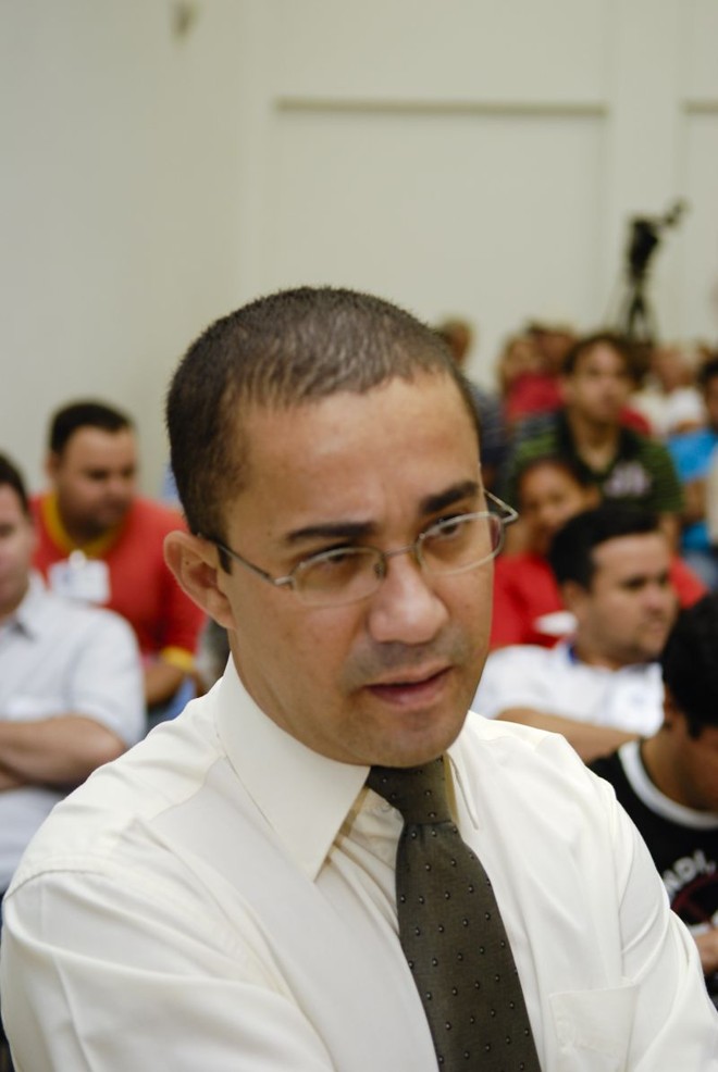 Avanilson: prioridade ao trabalhador | 