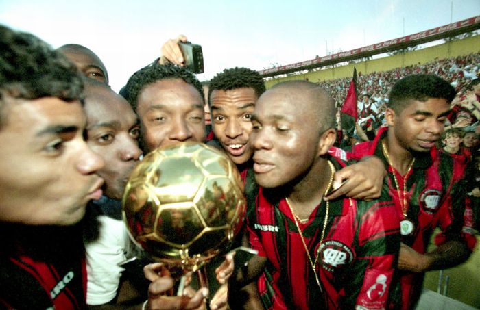 Mesmo longe da Baixada, Atlético conquistou o Campeonato Paranaense de 1998 | Antonio Costa