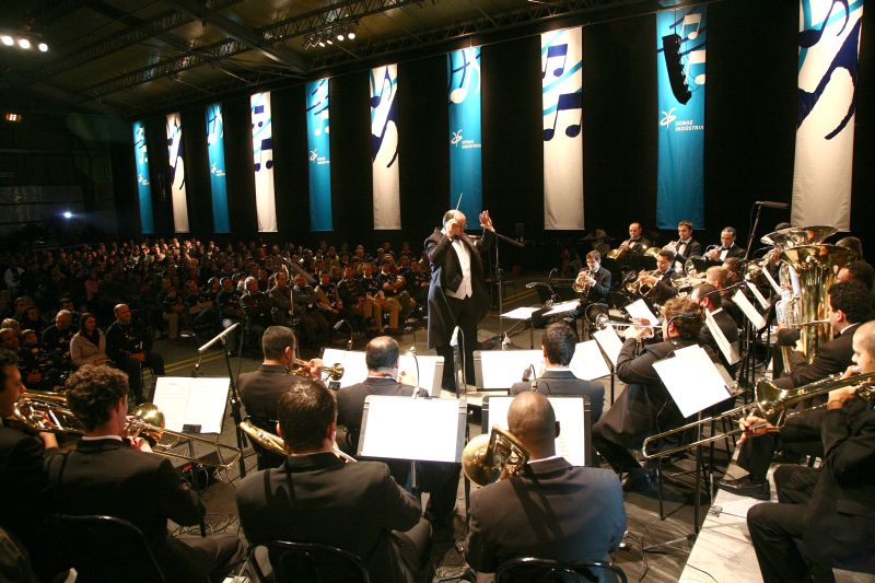 Pela décima vez na Oficina, orquestra Paraná Brass apresenta um repertório popular no Memorial de Curitiba neste domingo | Divulgação