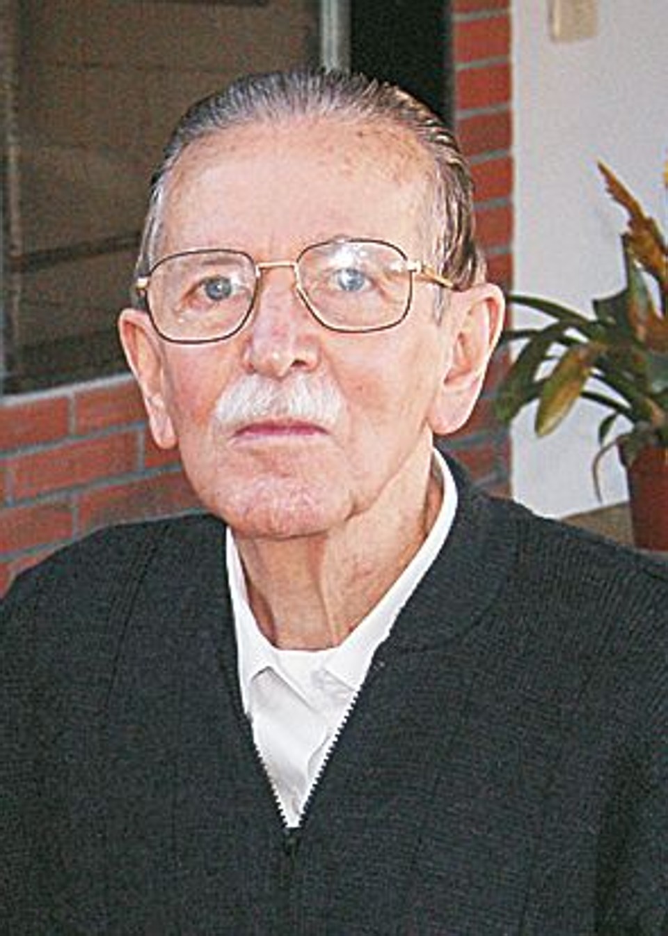 Dedicado ao trabalho | Arquivo da família