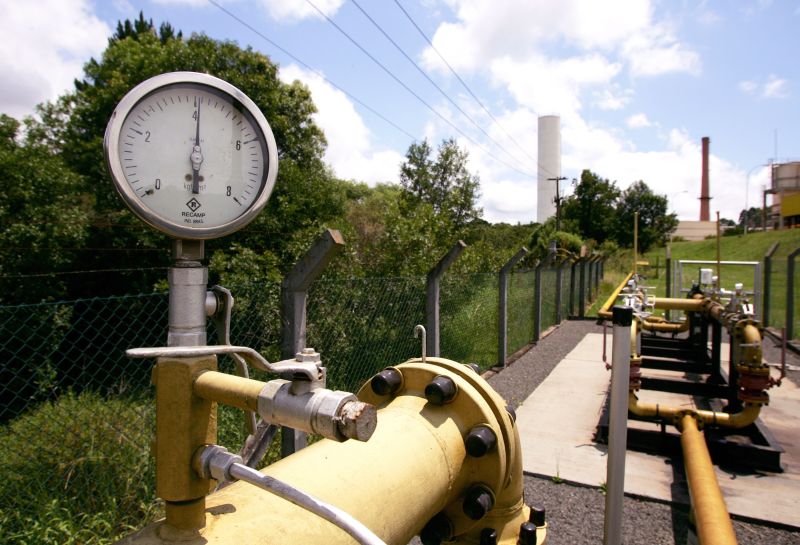 Terminal de gás em empresa de Ponta Grossa, nos Campos Gerais: em poucos anos, estado terá dificuldade em atrair indústrias que dependam do combustível | Josué Teixeira/Gazeta do Povo