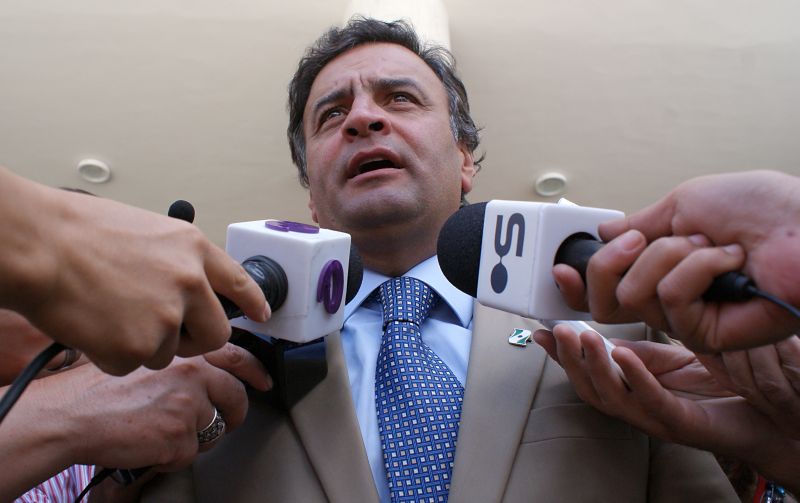 Aécio Neves: cientistas políticos consideram que o senador mineiro, por ser agregador, é a melhor aposta do PSDB para a eleição presidencial de 2014 | Marco André Lima/Gazeta do Povo