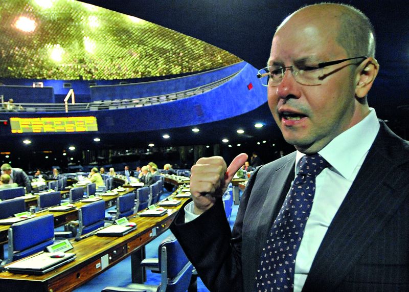 Demóstenes Torres é suspeito de ter ligações com o esquema de jogos ilícitos comandado pelo empresário Carlinhos Cachoeira. | José Cruz/ABr