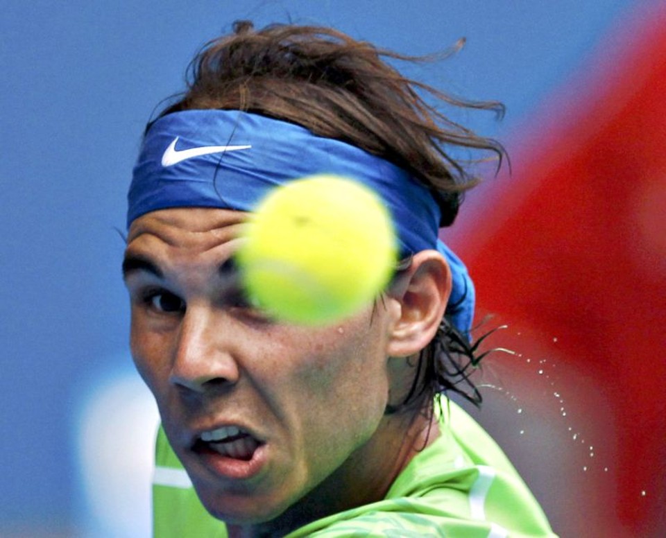 Favoritos vencem e seguem em rota de colisão na Austrália Rafael Nadal, número dois do mundo, venceu o eslovaco Lukas Lacko | Mark Blinch/ Reuters