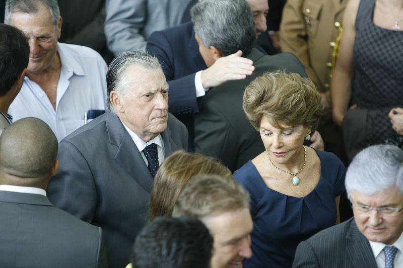 Caetano Munhoz da Rocha, primogênito do ex-governador Bento Munhoz da Rocha Neto, e a esposa, Gilda, estavam entre os convidados da reinauguração oficial do Palácio Iguaçu, realizada ontem de manhã. O edifício foi inaugurado por Bento em 19 de dezembro de 1954 | Fotos: Jonathan Campos/Gazeta do Povo