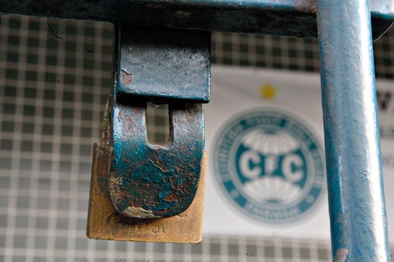 Couto Pereira trancado: alegando falta de condições de abrigar maratona de jogos de Coritiba e Atlético, Alviverde se recusa a emprestar a casa para o rival e acaba pressionado pela Federação Paranaense | Marcelo Elias/ Gazeta do Povo