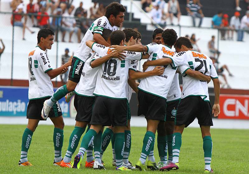 Coxa começa com vitória fácil sobre o CSA na Copinha | Roberto Vazquez / Futura Press