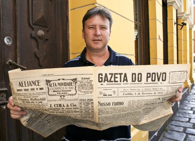 Marcus Titon, bisneto do fundador da livraria e papelaria João Haupt: 105 anos de mercado | Marco André Lima/Gazeta do Povo