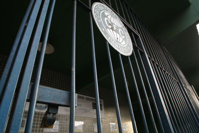 Coritiba recorreu à Justiça Desportiva para não deixar o Atlético jogar no Couto Pereira | Marcelo Elias / Gazeta do Povo