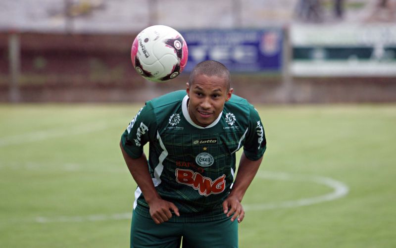 Jonas deve ficar no Coritiba pelo menos até metade do ano | Christian Rizzi / Gazeta do Povo