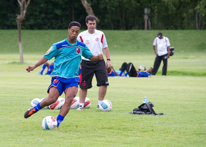 Ronaldinho Gaúcho teve problema estomacal e não treino com o Flamengo na Bolívia | Marcos Zanutto / VIPCOMM