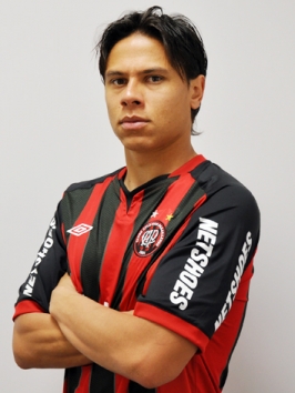 Volante Renan já treina com o grupo no CT do Caju | Divulgação Atlético