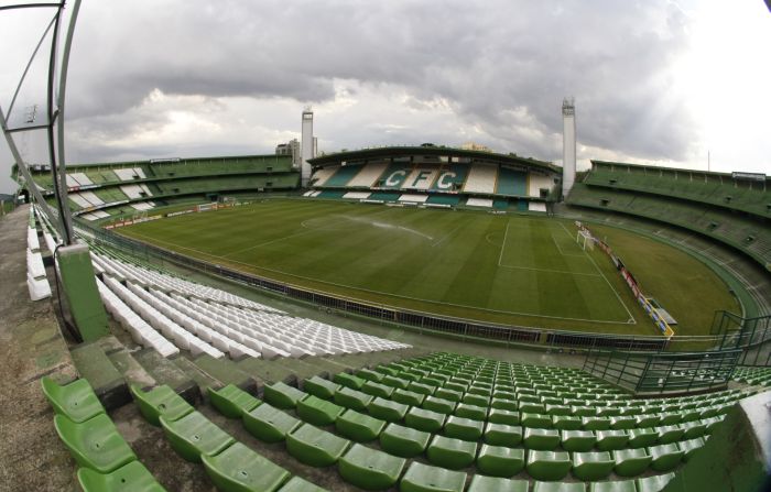 FPF quer que Atlético mande os jogos no Couto e vai recorrer ao STJD para fazer valer sua decisão | Daniel Castellano / Gazeta do Povo