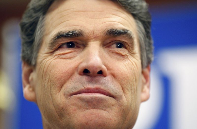 Durante seu discurso em Charlotte, na Carolina do Sul, Perry disse que o Partido Republicano "antecipou seu apoio a Gingrich, a quem considera um "verdadeiro conservador" | REUTERS/Chris Keane