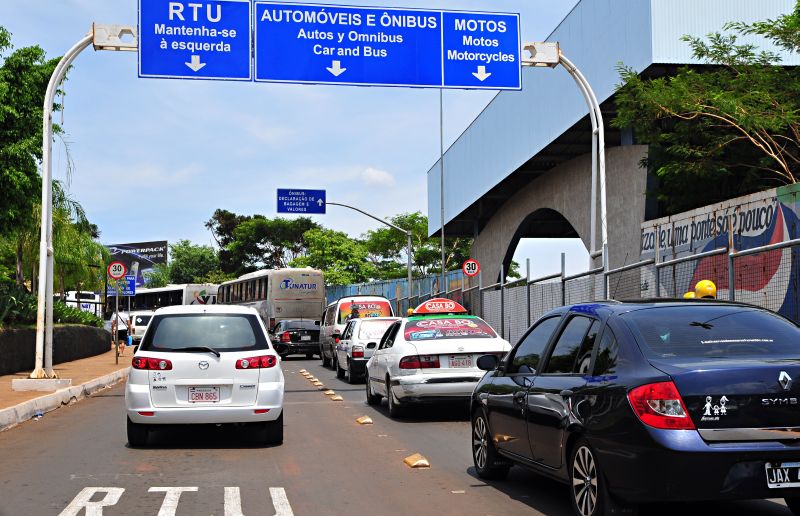 Aduana brasileira já está preparada para receber microempresários | Marcos Labanca/ Gazeta do Povo