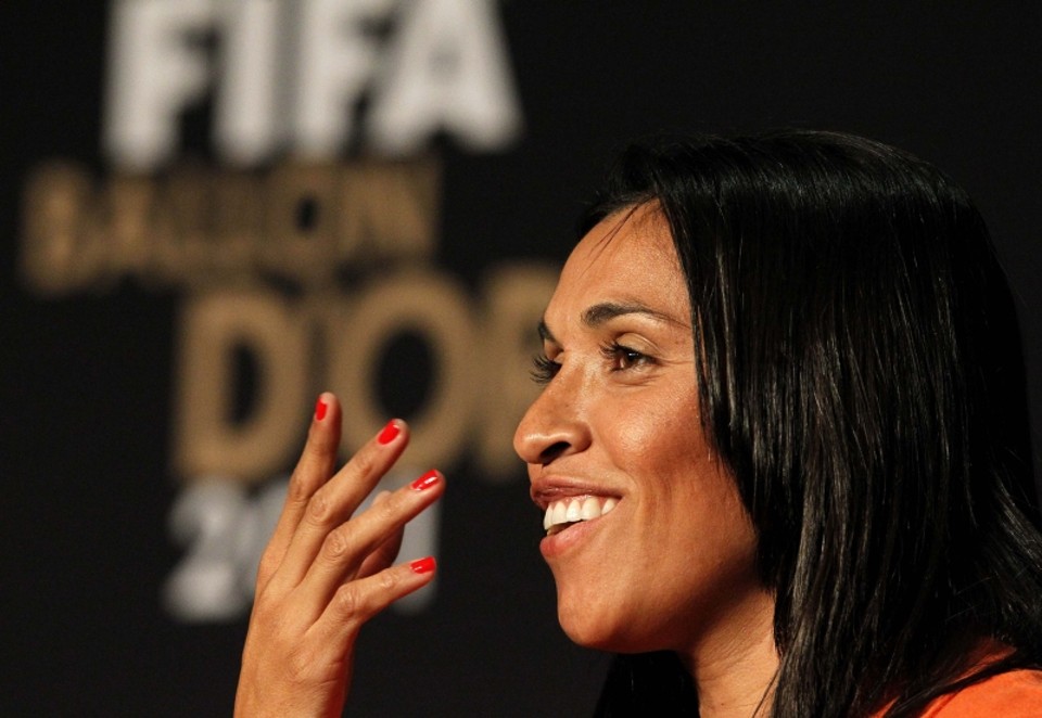 Sem time, Marta diz ter propostas da Rússia e da Suécia Marta tem propostas de clubes da Rússia e Suécia | Christian Hartmann/ Reuters