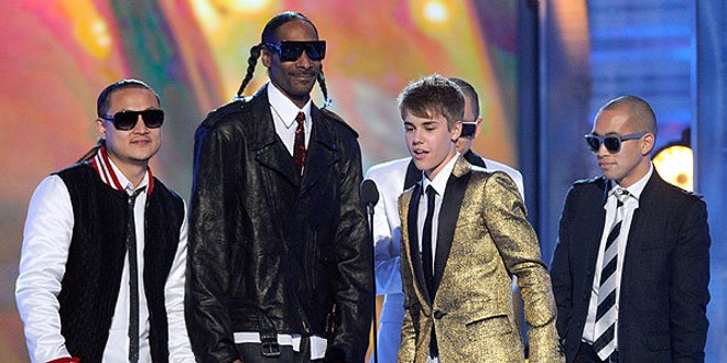 Justin Bieber e Far East Movement: parceria voltada para as pistas | Divulgação