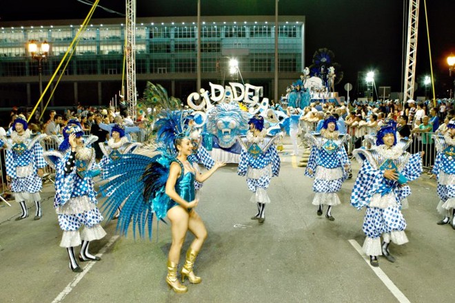 Em 2012, a Mocidade Azul contou a história de Zilda Arns. Neste ano, criatividade para driblar as dificuldades | 