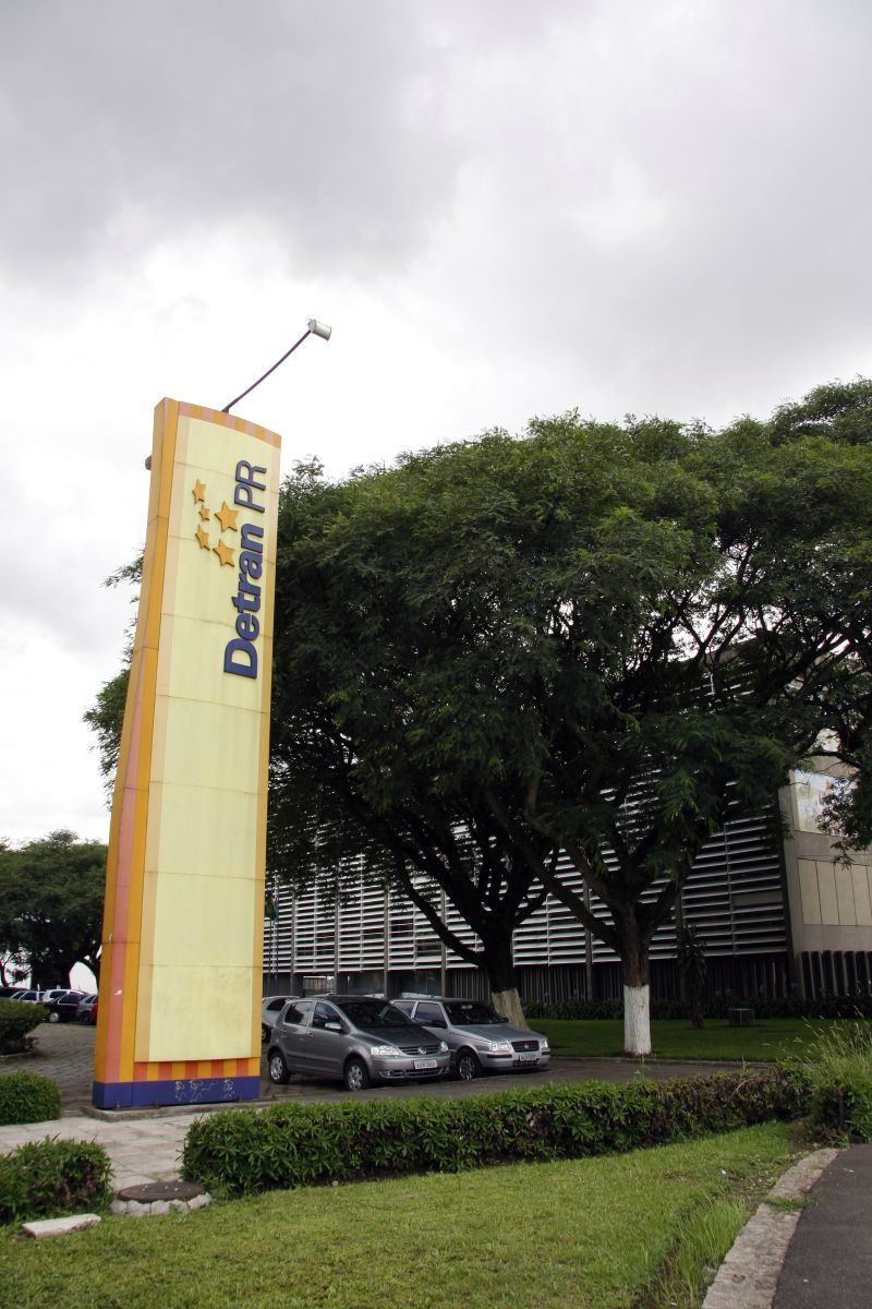 Fachada do Detran: julgamento da liminar deve ocorrer na semana que vem | Daniel Derevecki/ Gazeta do Povo