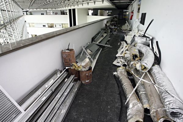 Reforma do prédio da Assembleia: gabinetes foram instalados no antigo restaurante do Legislativo | Pelipe Rosa/ Gazeta do Povo