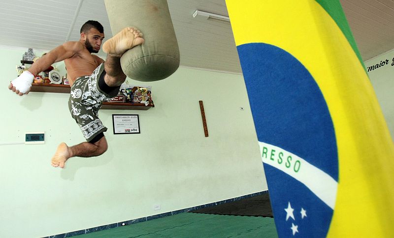 Lineker estreia no UFC em maio | Daniel Castellano / Agência de Notícias Gazeta do Povo
