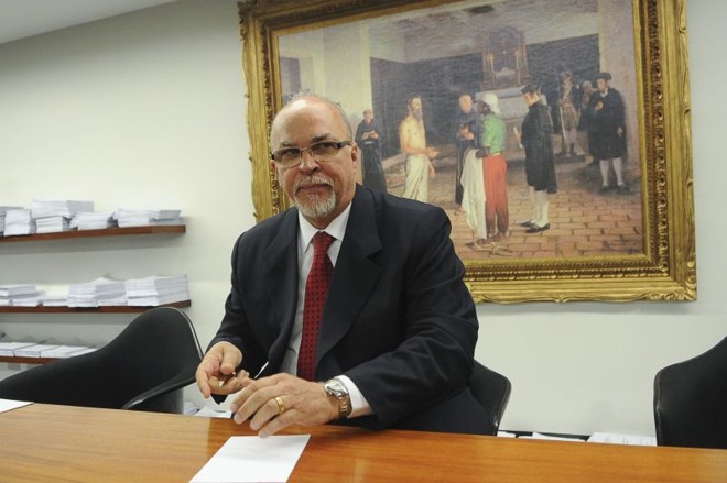 Mário Negromonte, ministro das Cidades |
