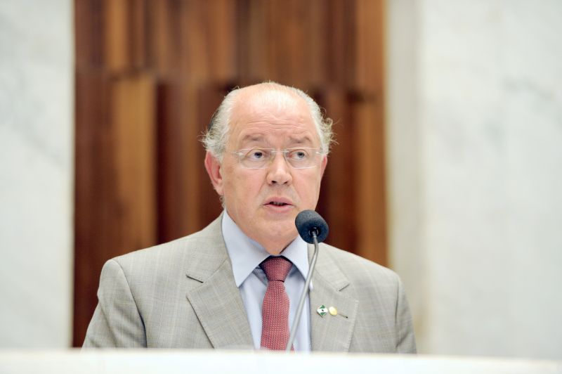 Hauly: parte das despesas de 2010 só foi paga no ano passado | Valterci Santos /Arquivo/Gazeta do Povo