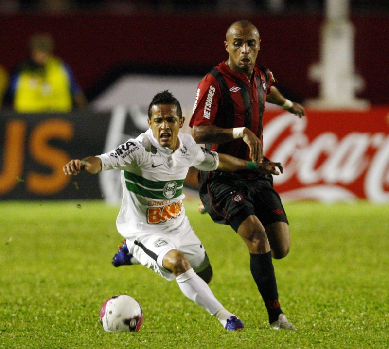Rafinha admitiu que o título do primeiro turno ficou distante para o Coxa | Daniel Castellano / Gazeta do Povo