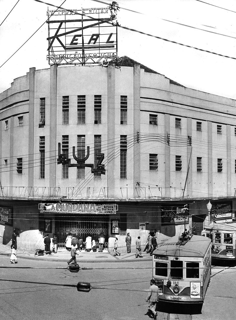 Inaugurado em 1939 em Curitiba e inativo desde o fim de 2009, o Cine Luz ganhará nova sede neste ano, na Rua Riachuelo | Cid Destefani/Arquivo/ Gazeta do Povo