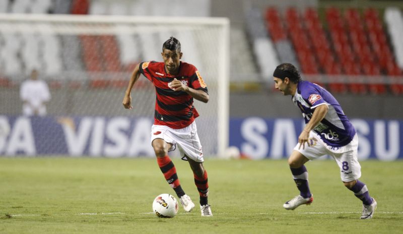 Flamengo deve ser mais defensivo diante do Lanús | André Portugal / Vipcomm