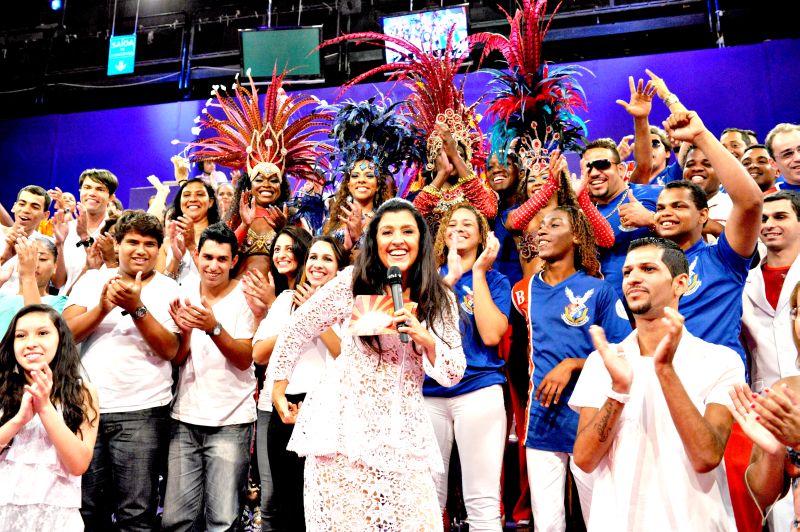 Regina Casé aposta no improviso para comandar seu programa | Divulgação