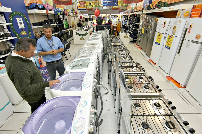 Lavadoras tiveram IPI cortado pela metade, e o dos fogões foi zerado | Ivonaldo Alexandre/ Gazeta do Povo