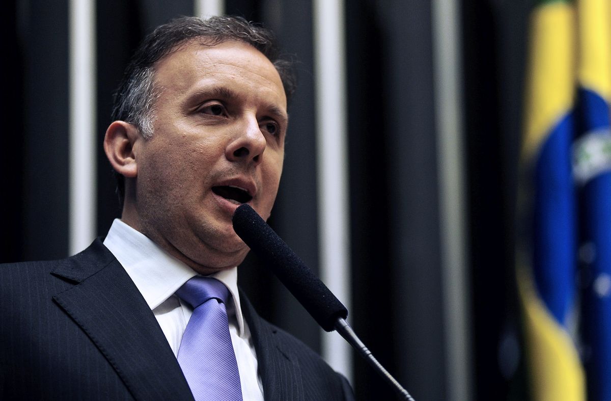 Deputado Aguinaldo Ribeiro, confirmado como novo ministro, em atuação na Câmara dos Deputados, em maio de 2011 | Brizza Cavalcante/Arquivo Agência Câmara de Notícias