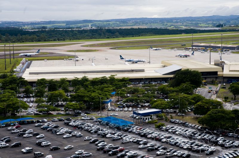 Viracopos, em Campinas (interior de São Paulo), um dos aeroportos privatizados: edital faz poucas exigências, diz TCU | Alessandro Shinoda/Folhapress